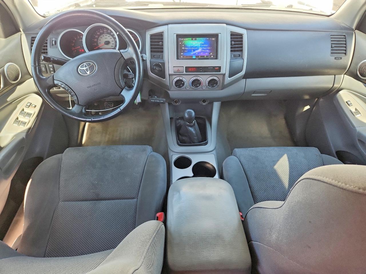 Toyota Tacoma V6