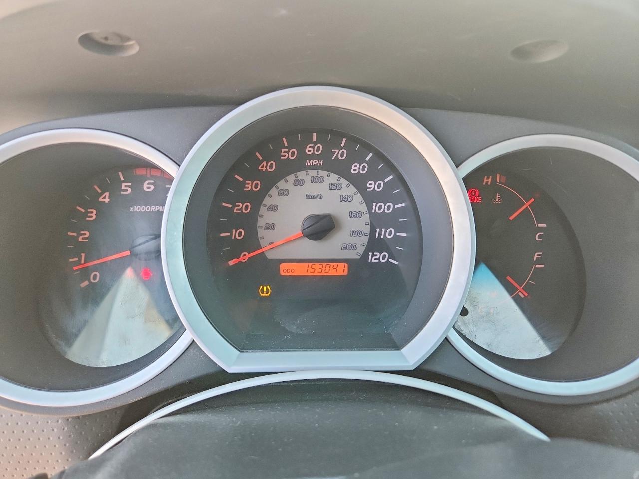 Toyota Tacoma V6
