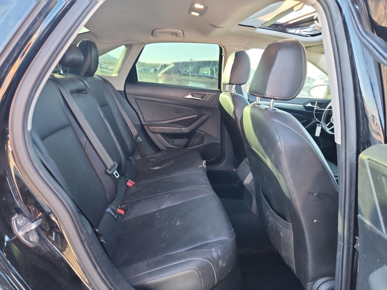 Volkswagen Jetta S
