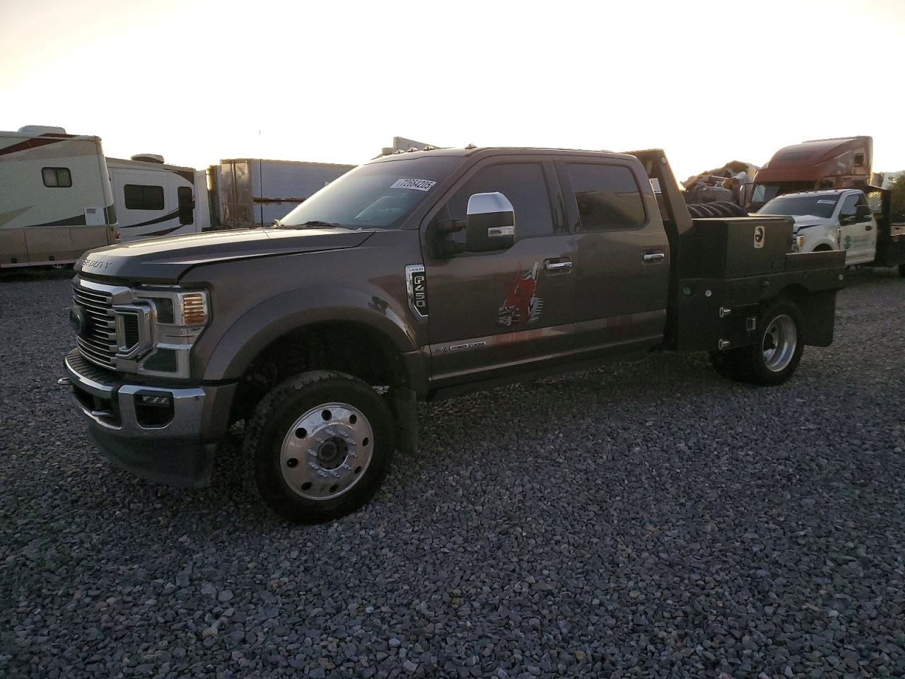 Salvage Ford F-450 Image