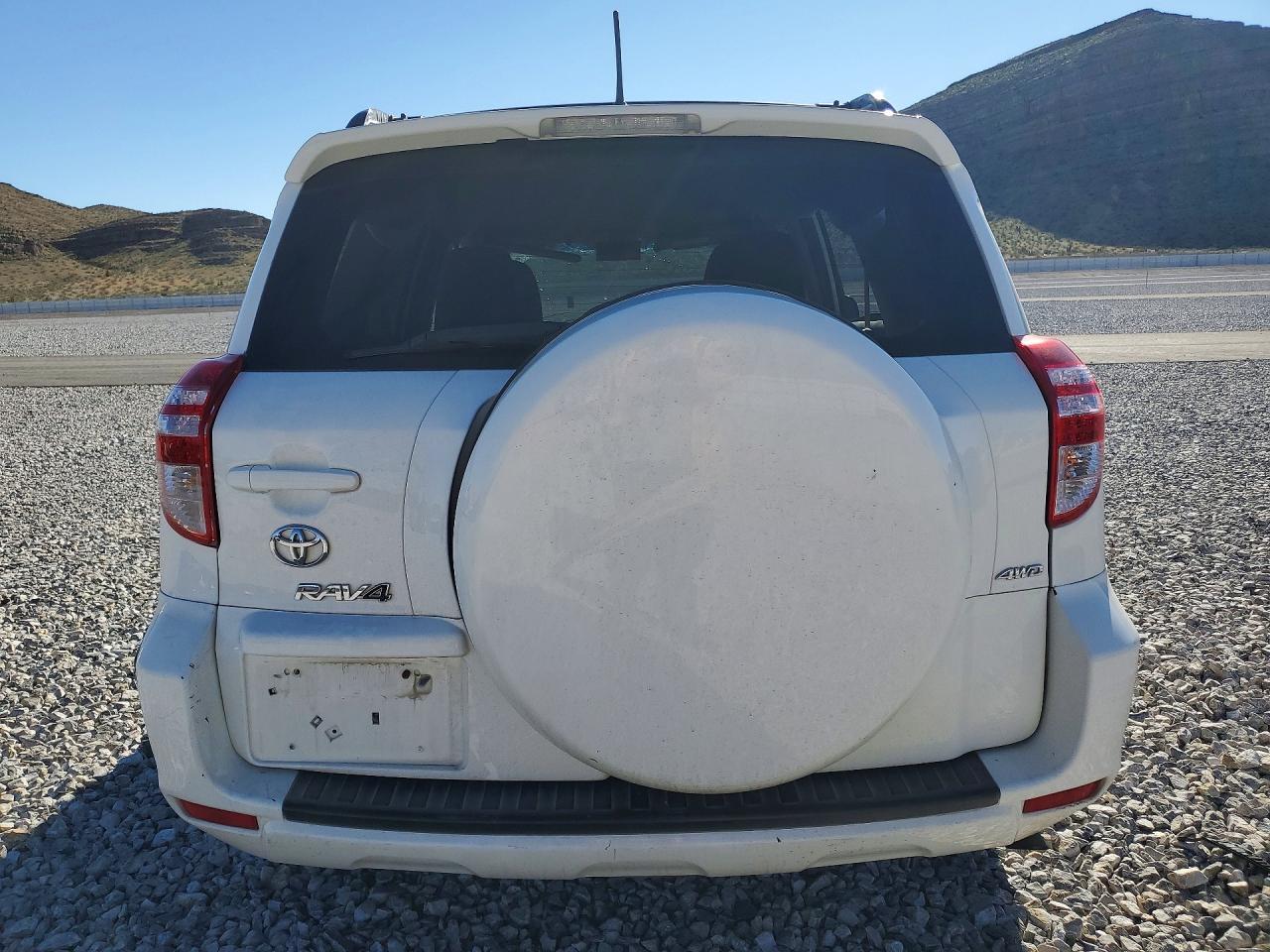 Toyota RAV4 Base