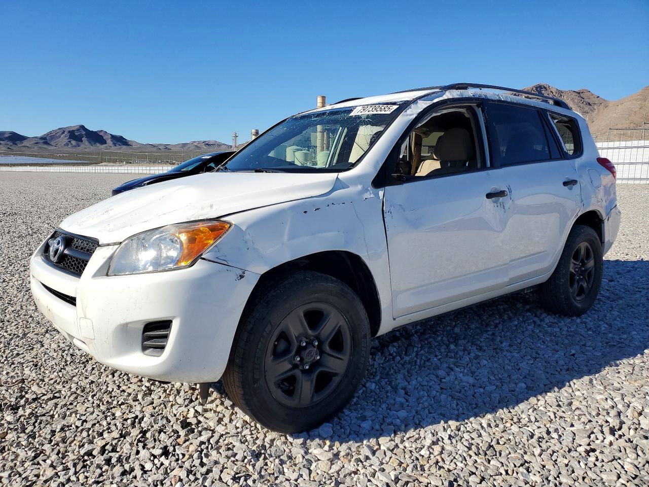 Salvage Toyota RAV4 Image