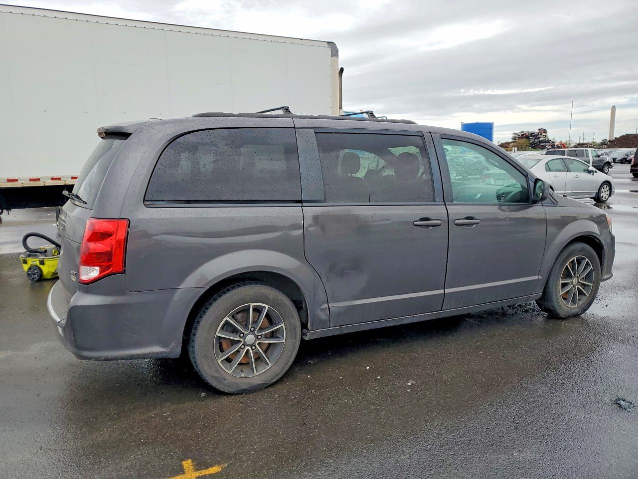 Dodge Caravan Gt