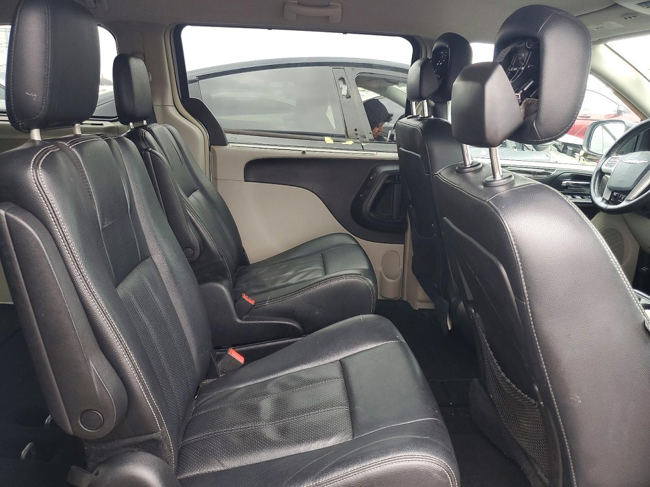 Chrysler Minivan Touring L