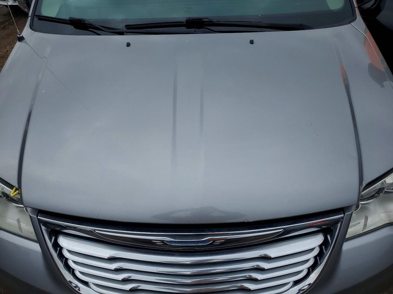 Chrysler Minivan Touring L