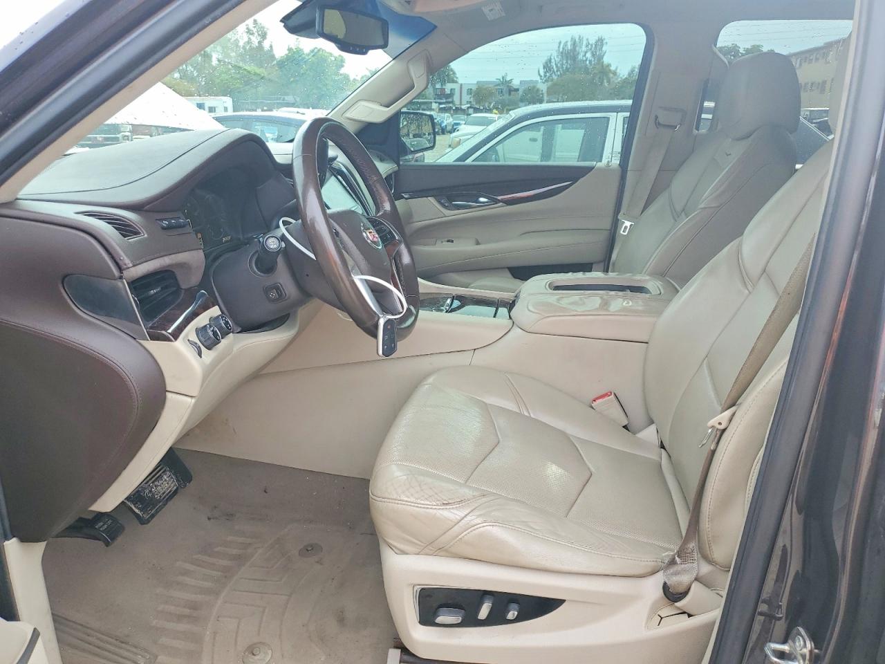 Cadillac Escalade Esv Luxury
