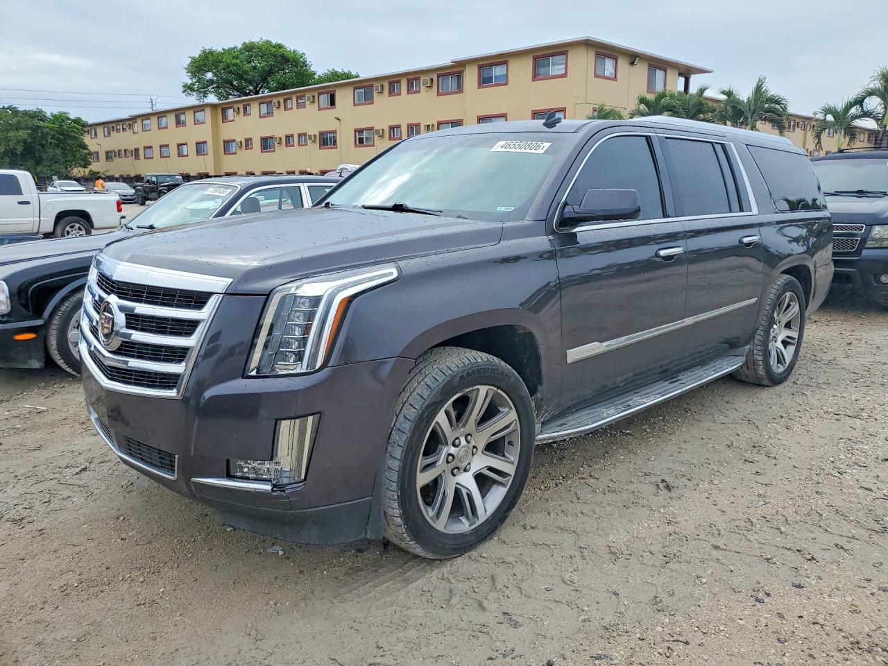 Salvage Cadillac Escalade Image