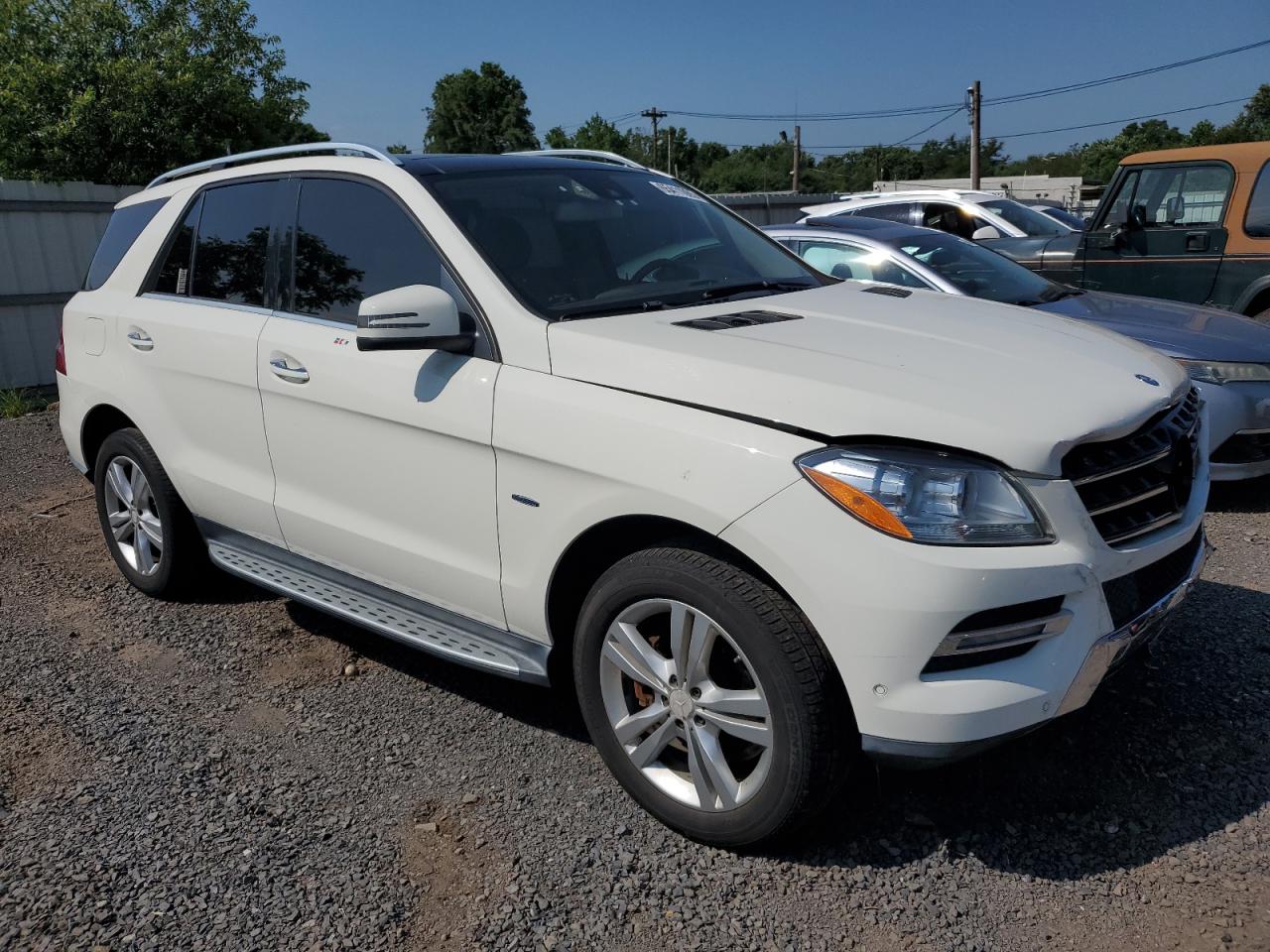 Mercedes-Benz M-Class 350 Bluetec