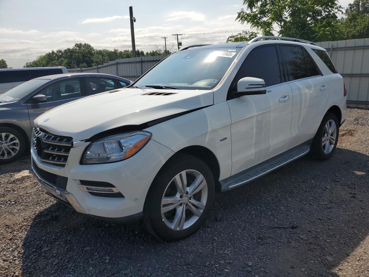 Salvage Mercedes-Benz M-Class Image