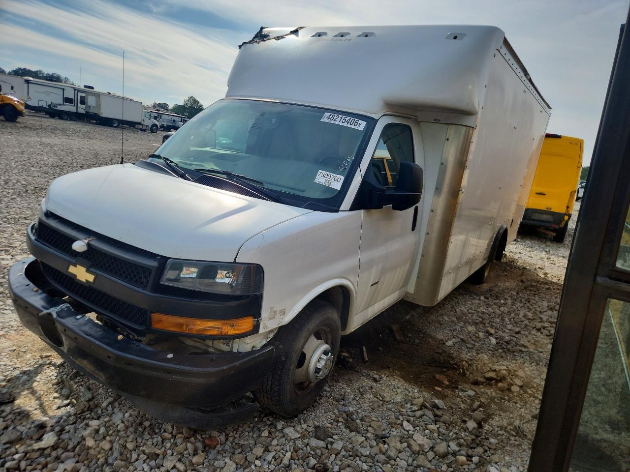 Salvage Chevrolet Express Image