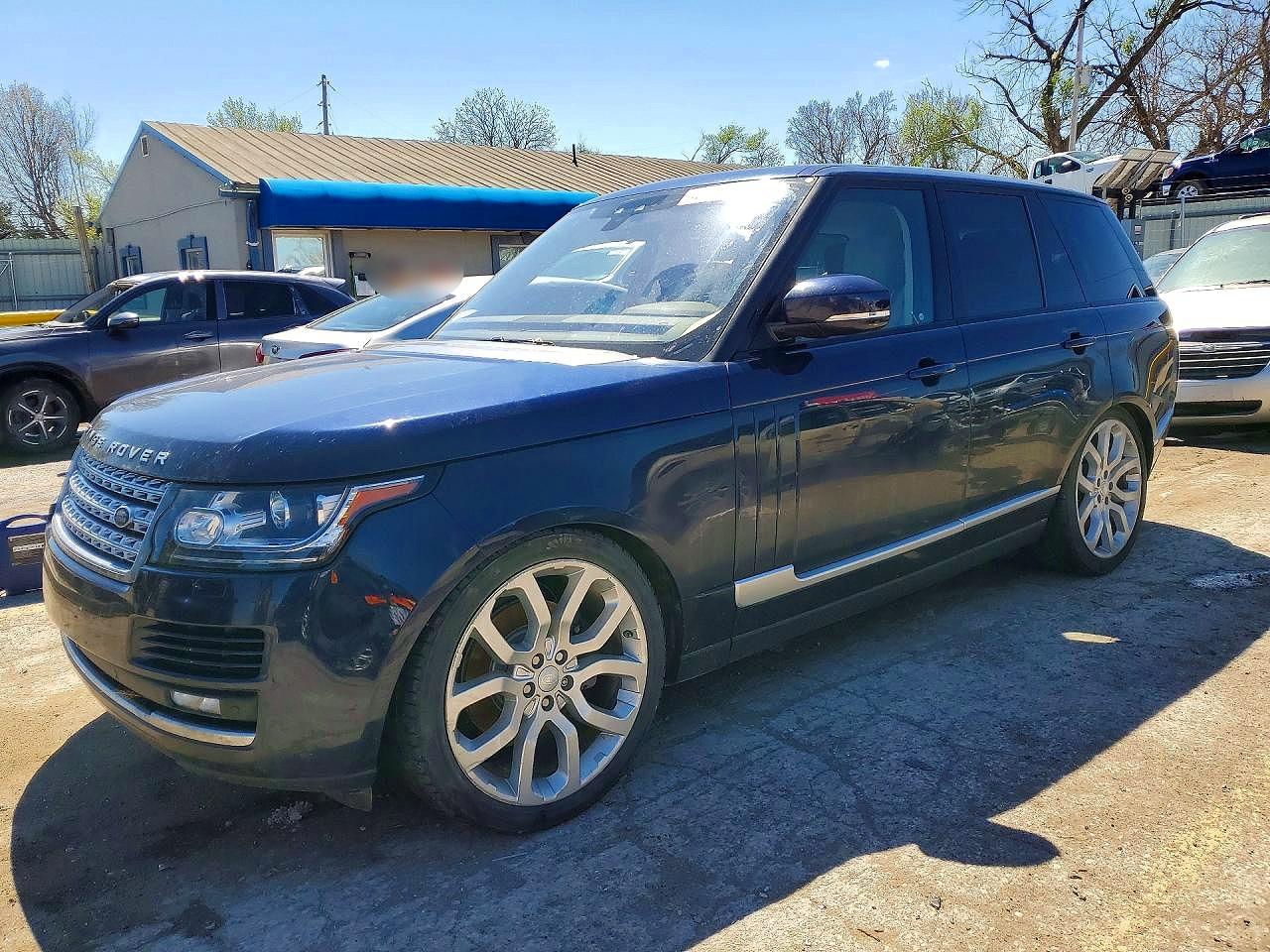 Salvage Land Rover Range Rover Image