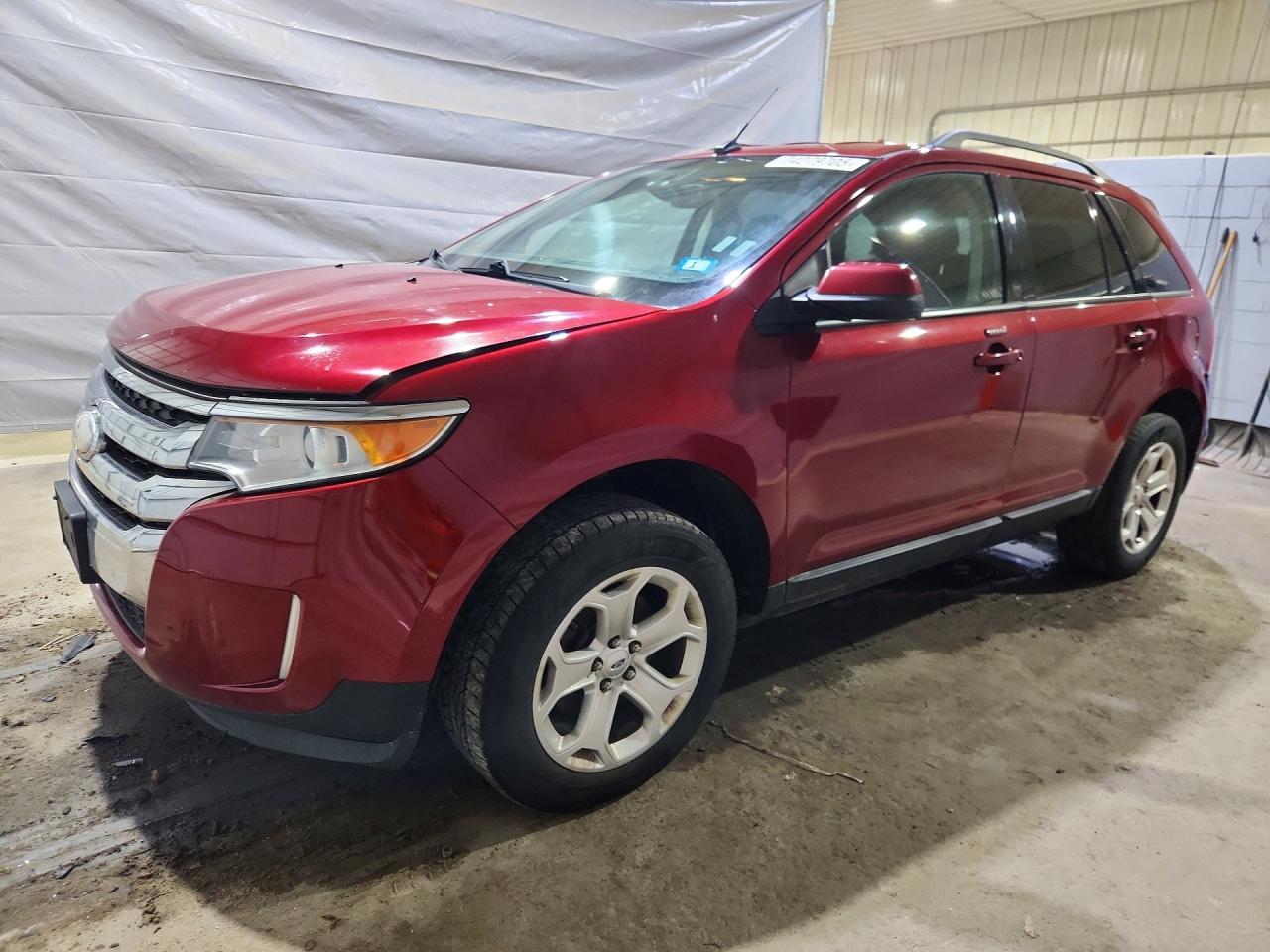 Salvage Ford Edge Image