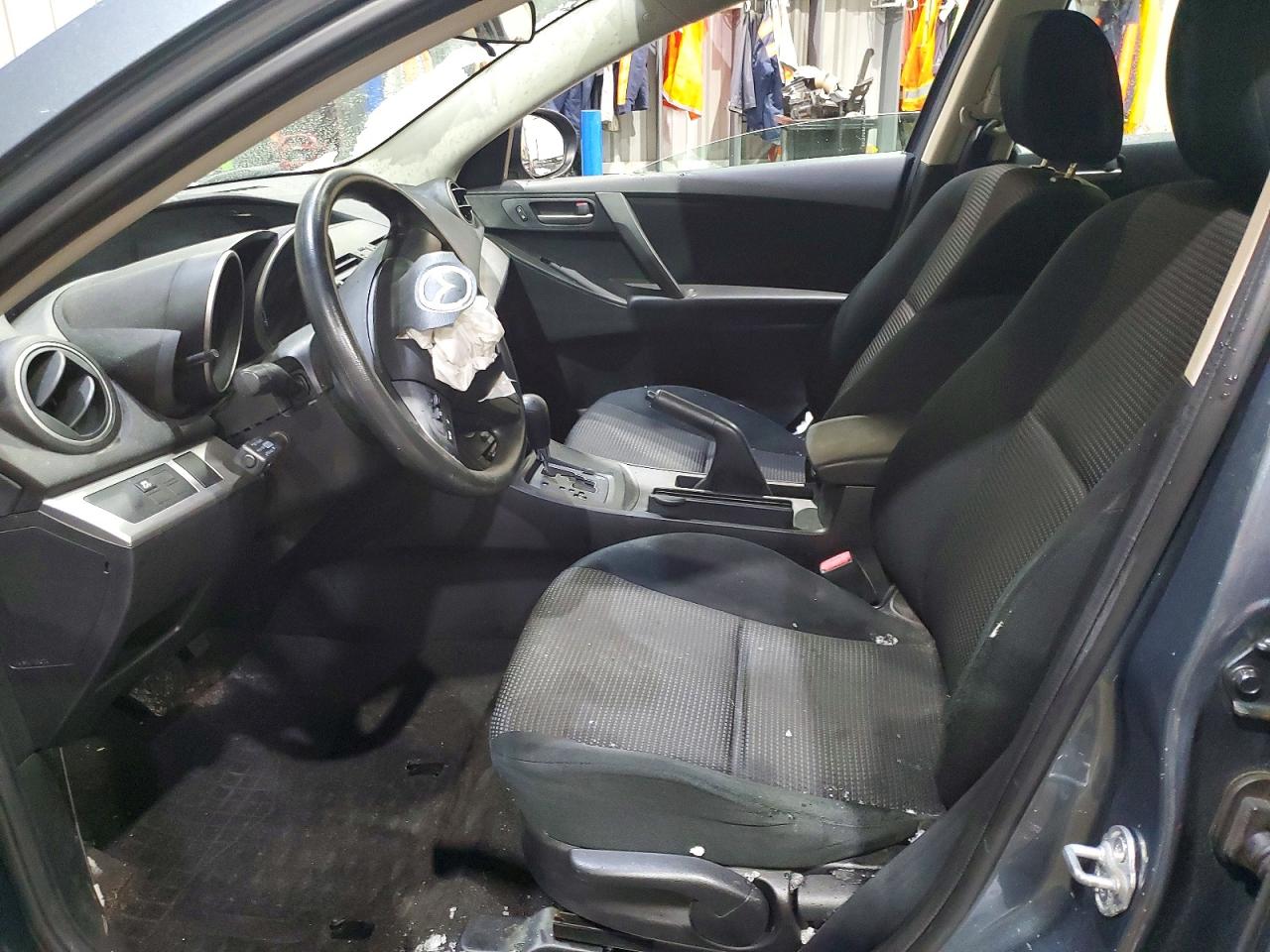 Mazda 3 I