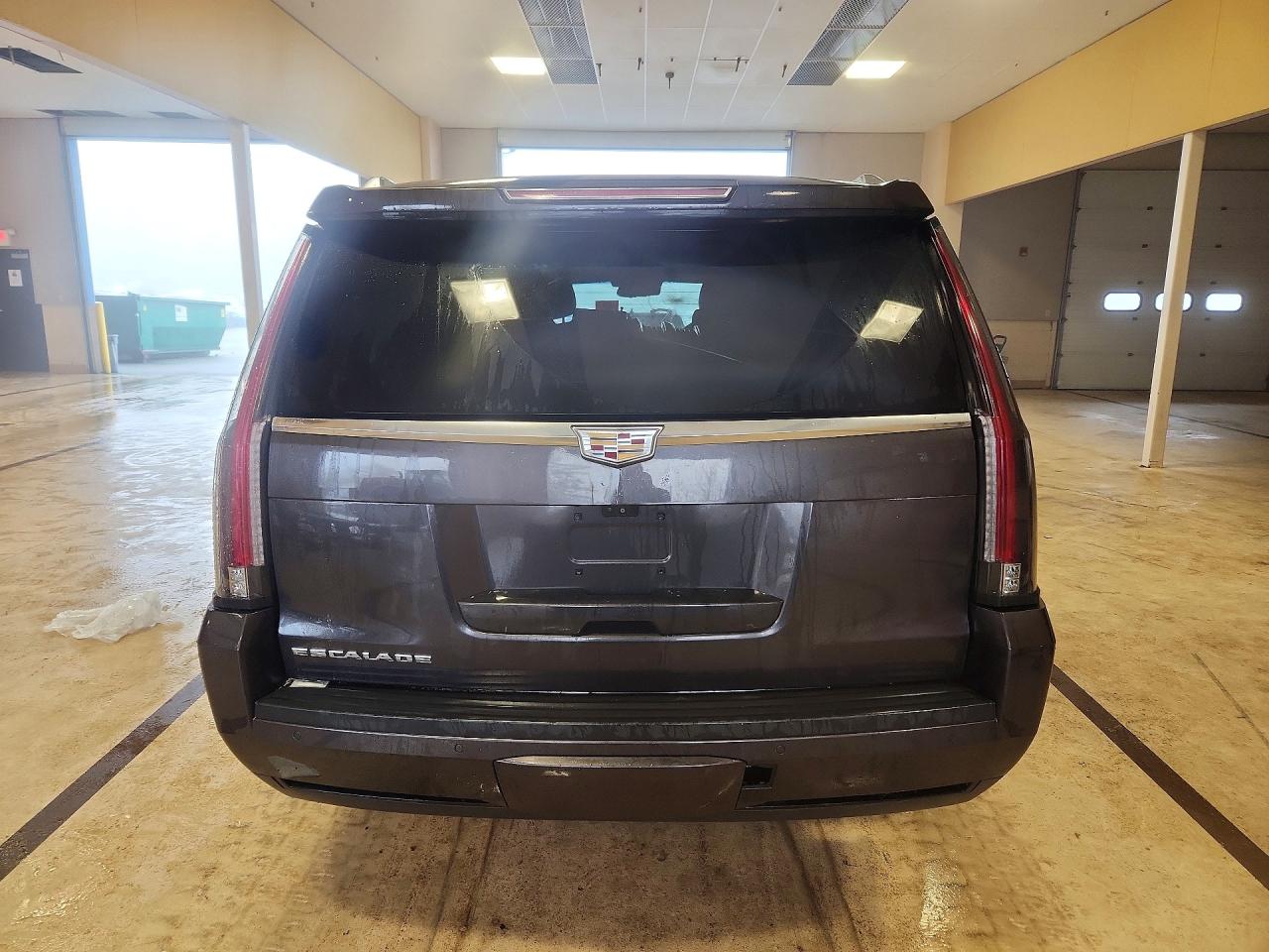 Cadillac Escalade Esv Premium Luxury