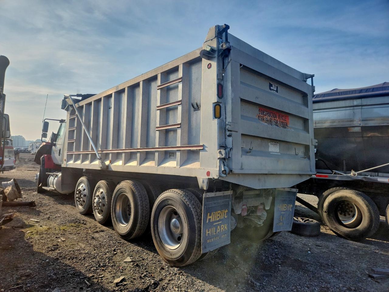 International 7000 7600