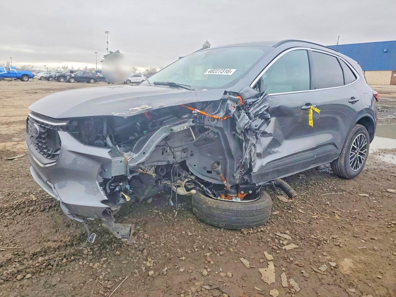 Salvage Ford Escape Image