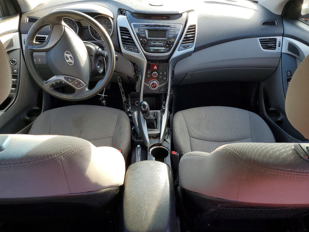 Hyundai ELANTRA Se