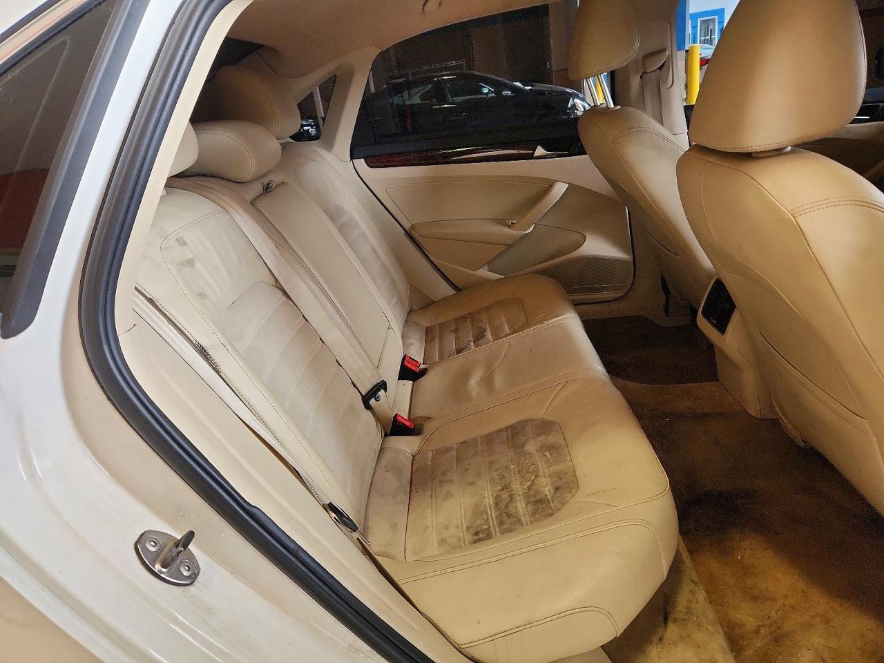 Volkswagen Passat Sel