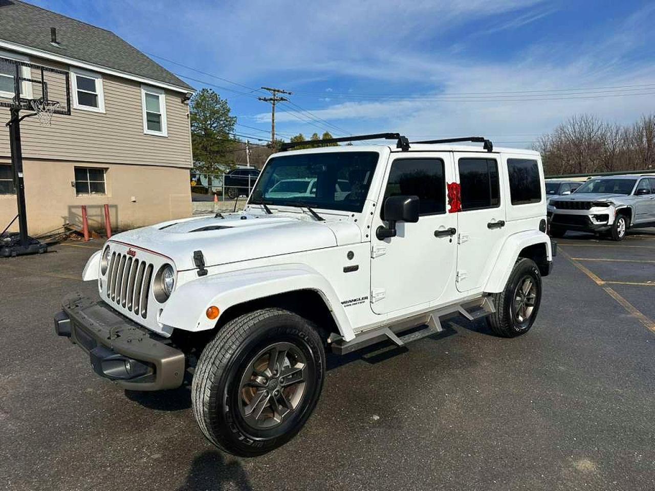 Salvage Jeep Wrangler Image