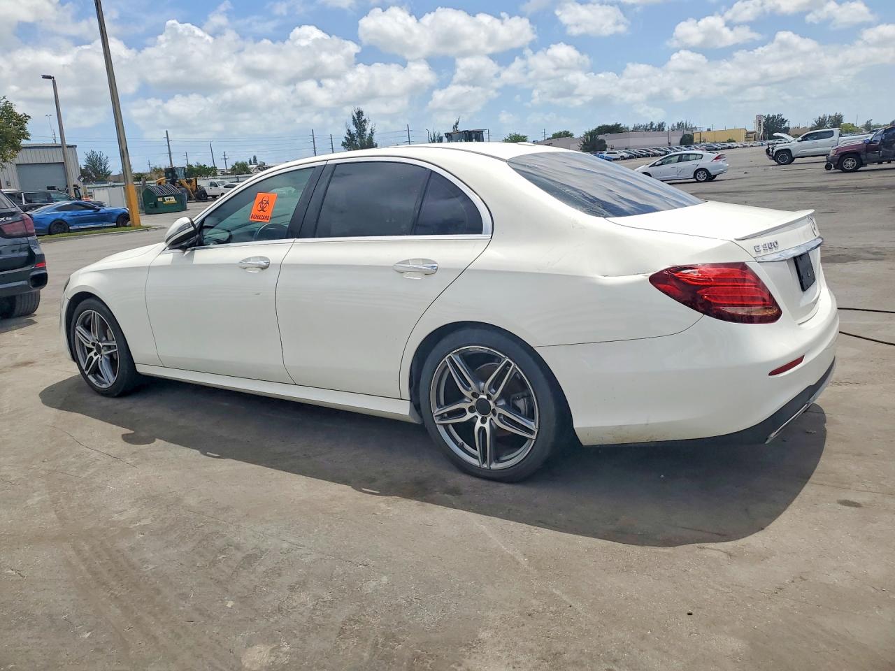 Mercedes-Benz E-Class 300