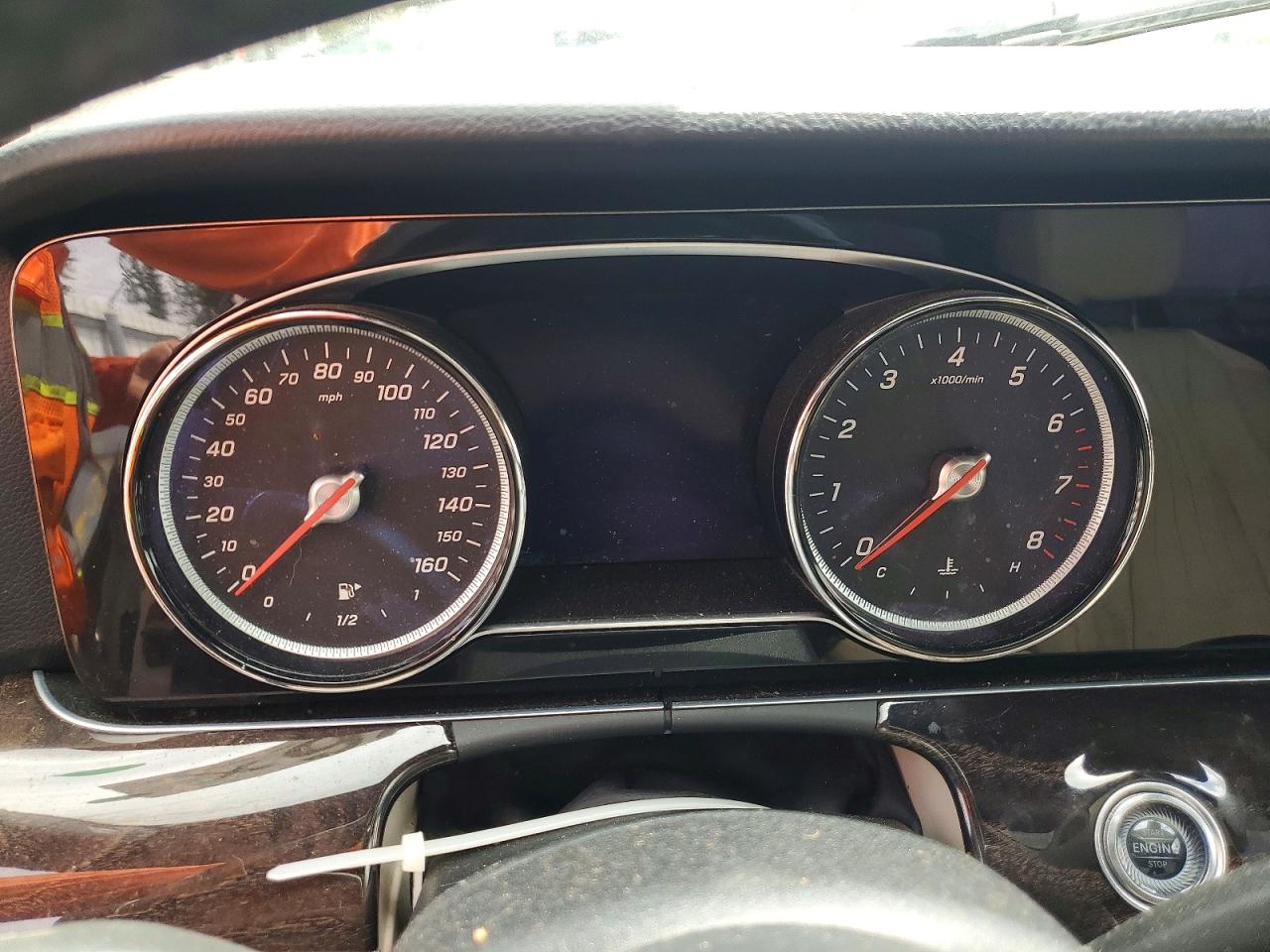 Mercedes-Benz E-Class 300