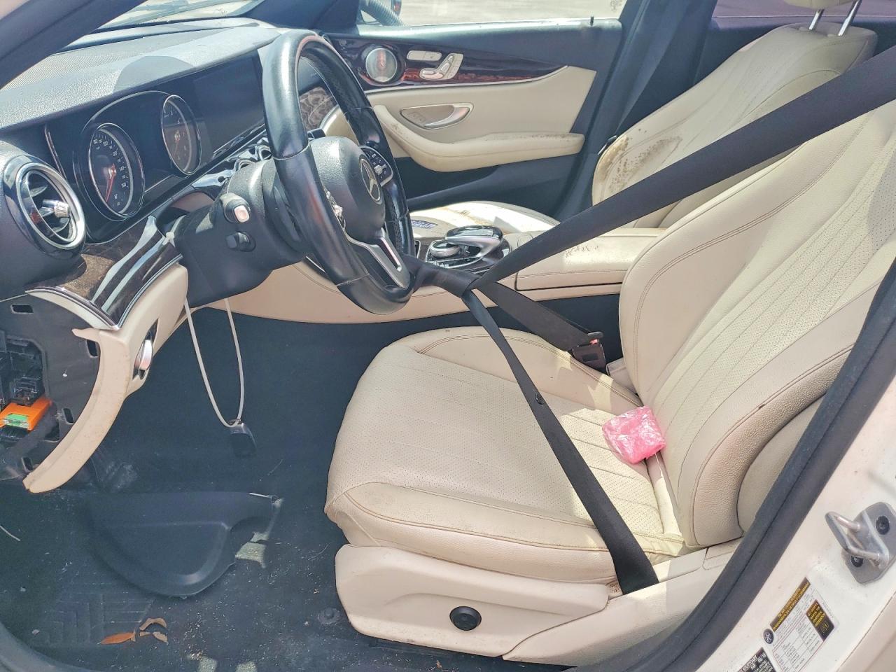 Mercedes-Benz E-Class 300