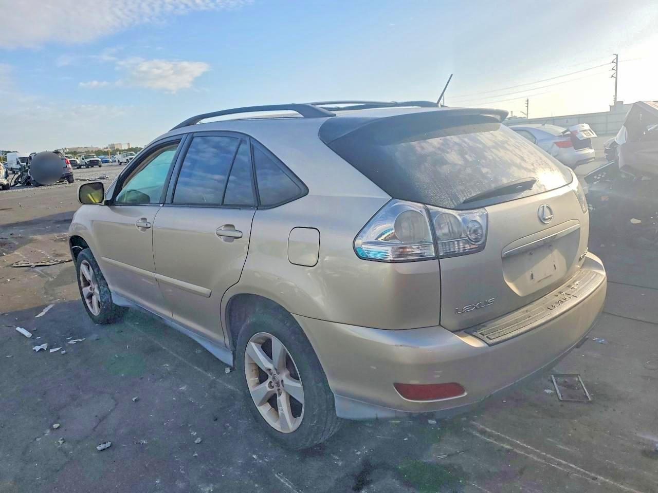 Lexus RX Base