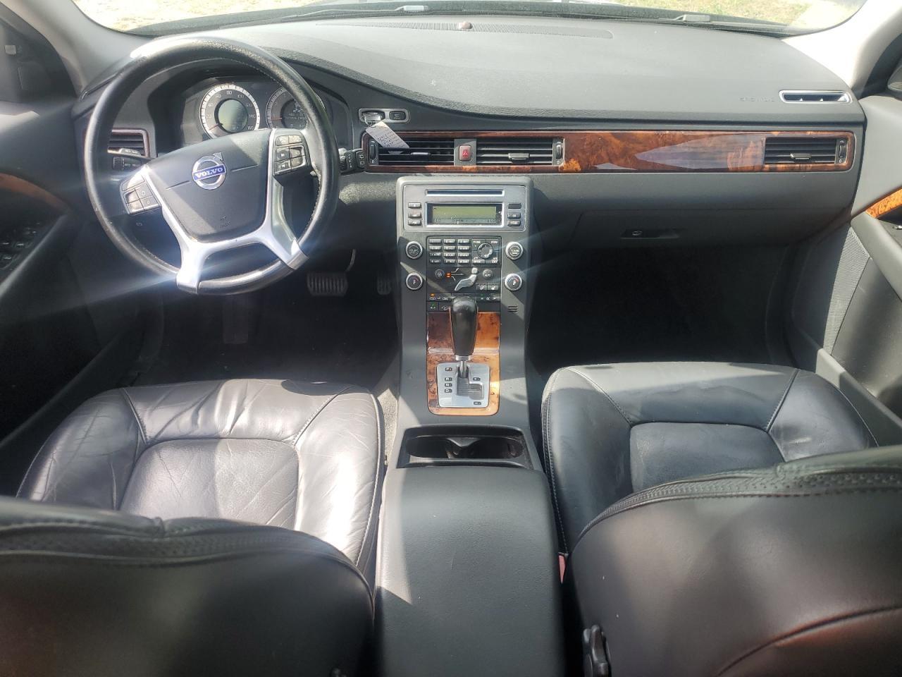 Volvo XC70 T6