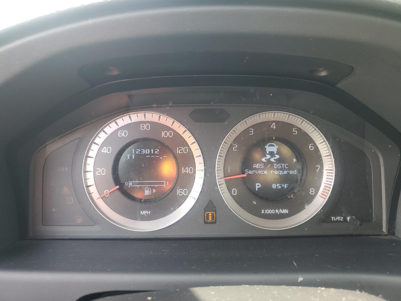 Volvo XC70 T6