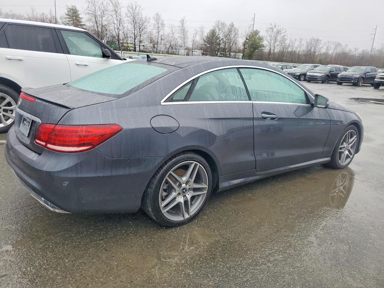 Mercedes-Benz E-Class 400