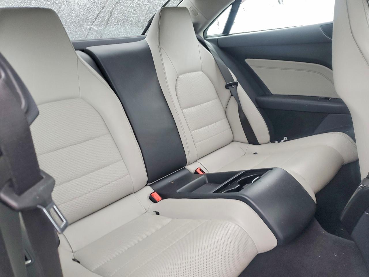 Mercedes-Benz E-Class 400