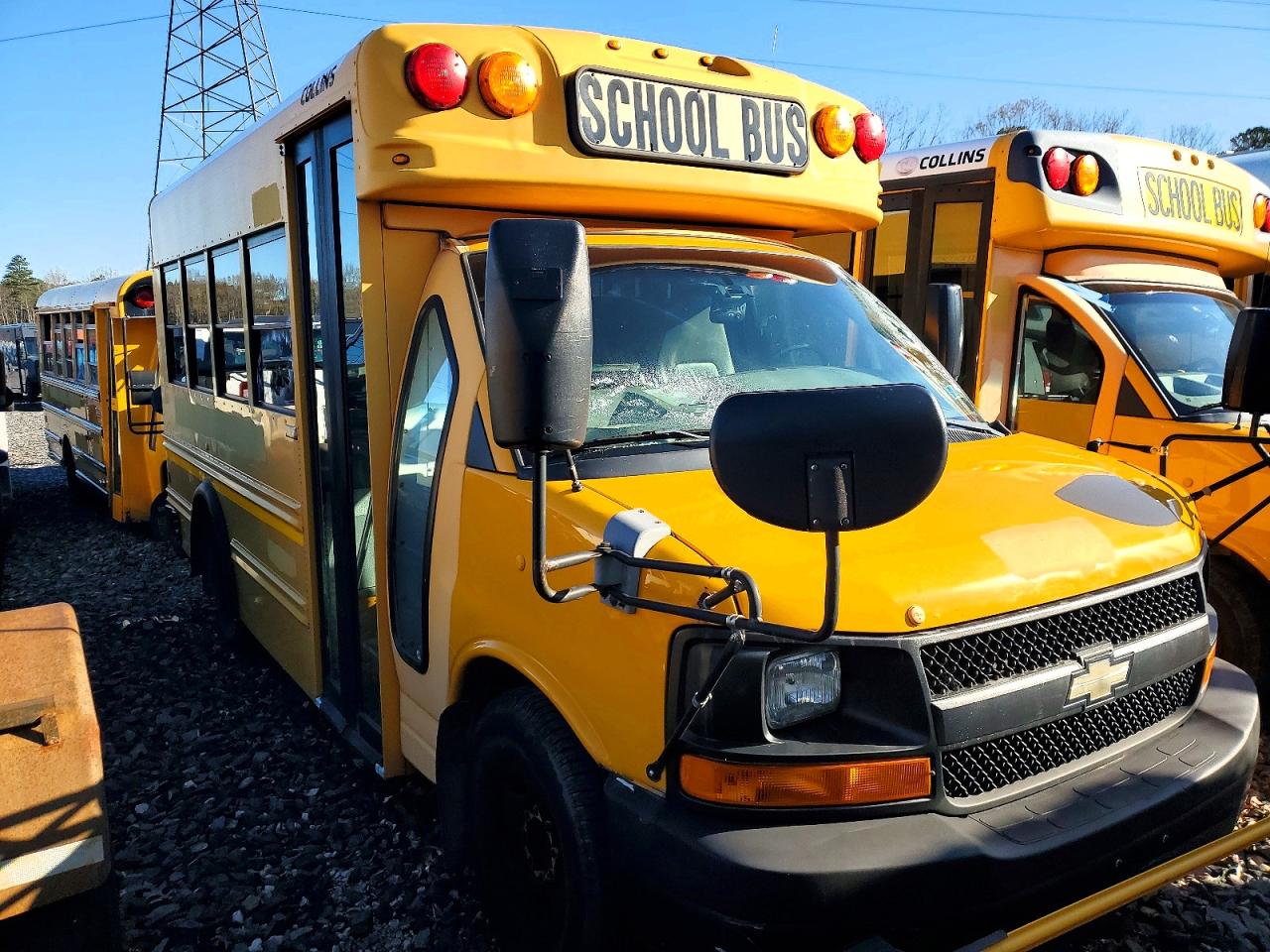 Salvage Chevrolet Express Image