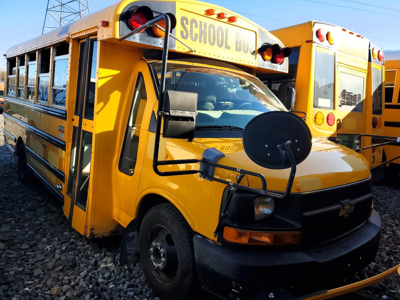 Salvage Chevrolet Express Image