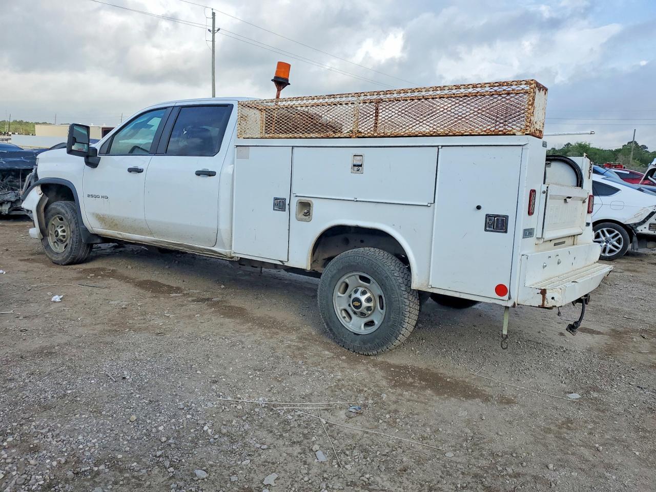 Chevrolet Silve 2500
