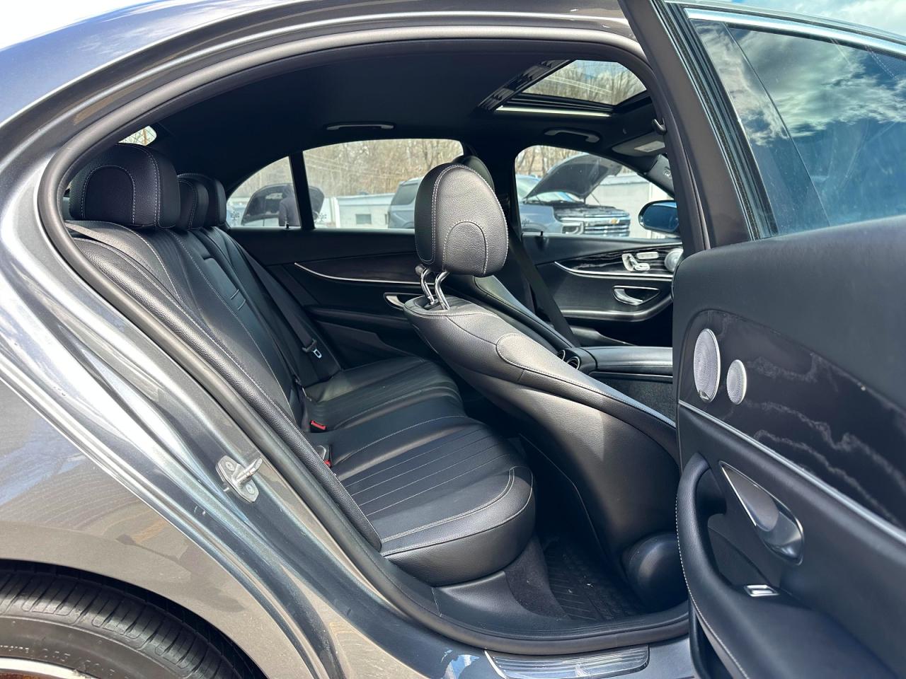 Mercedes-Benz E-Class 400 4matic