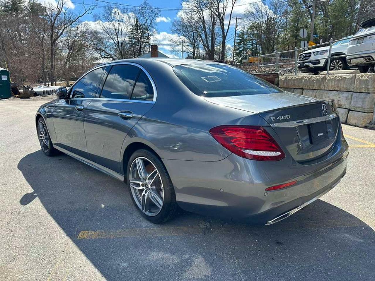 Mercedes-Benz E-Class 400 4matic