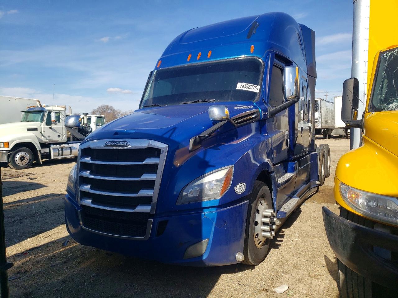 Freigliner Cascadia 126
