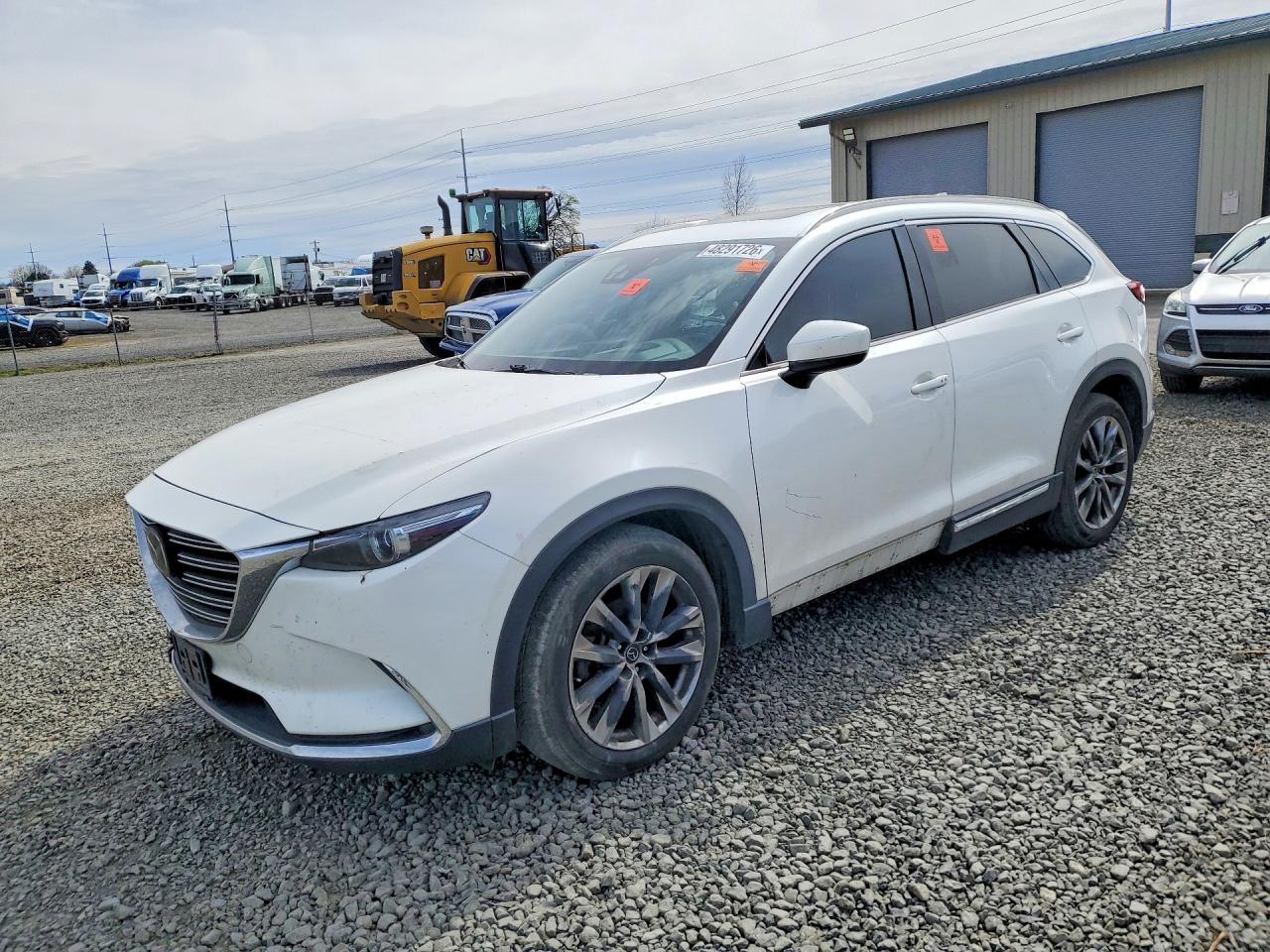 Salvage Mazda Cx Image