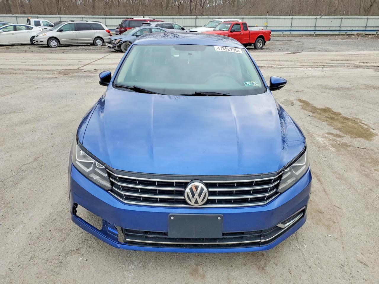 Volkswagen Passat S