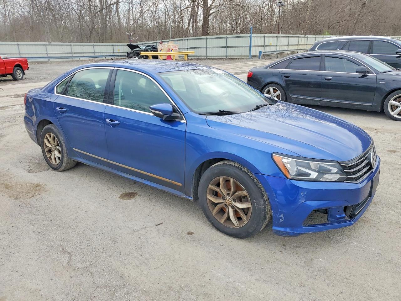 Volkswagen Passat S