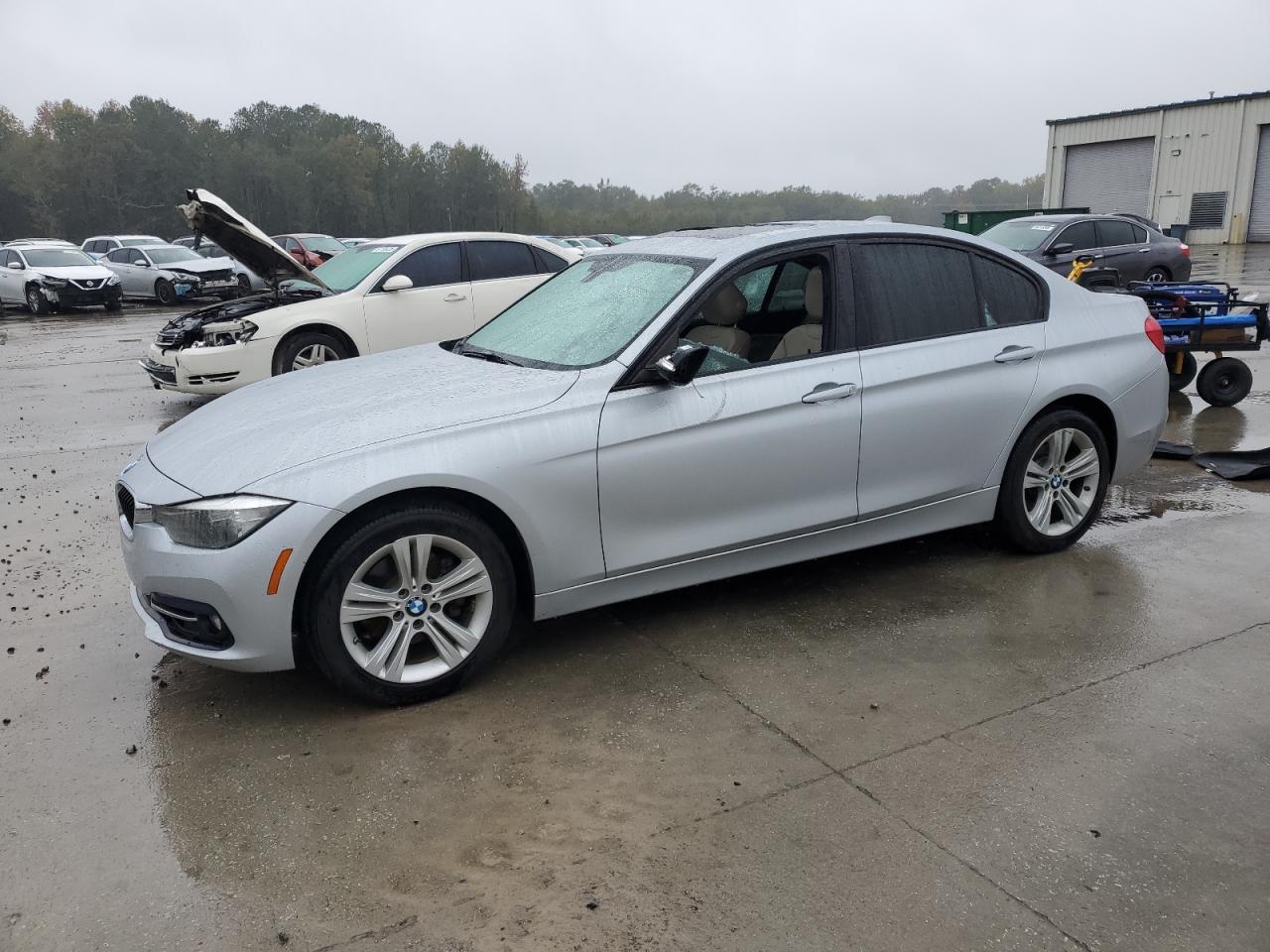 Salvage BMW 3 Series Image