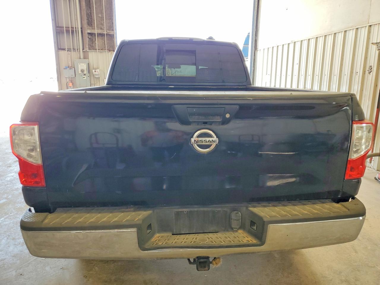 Nissan Titan Sv