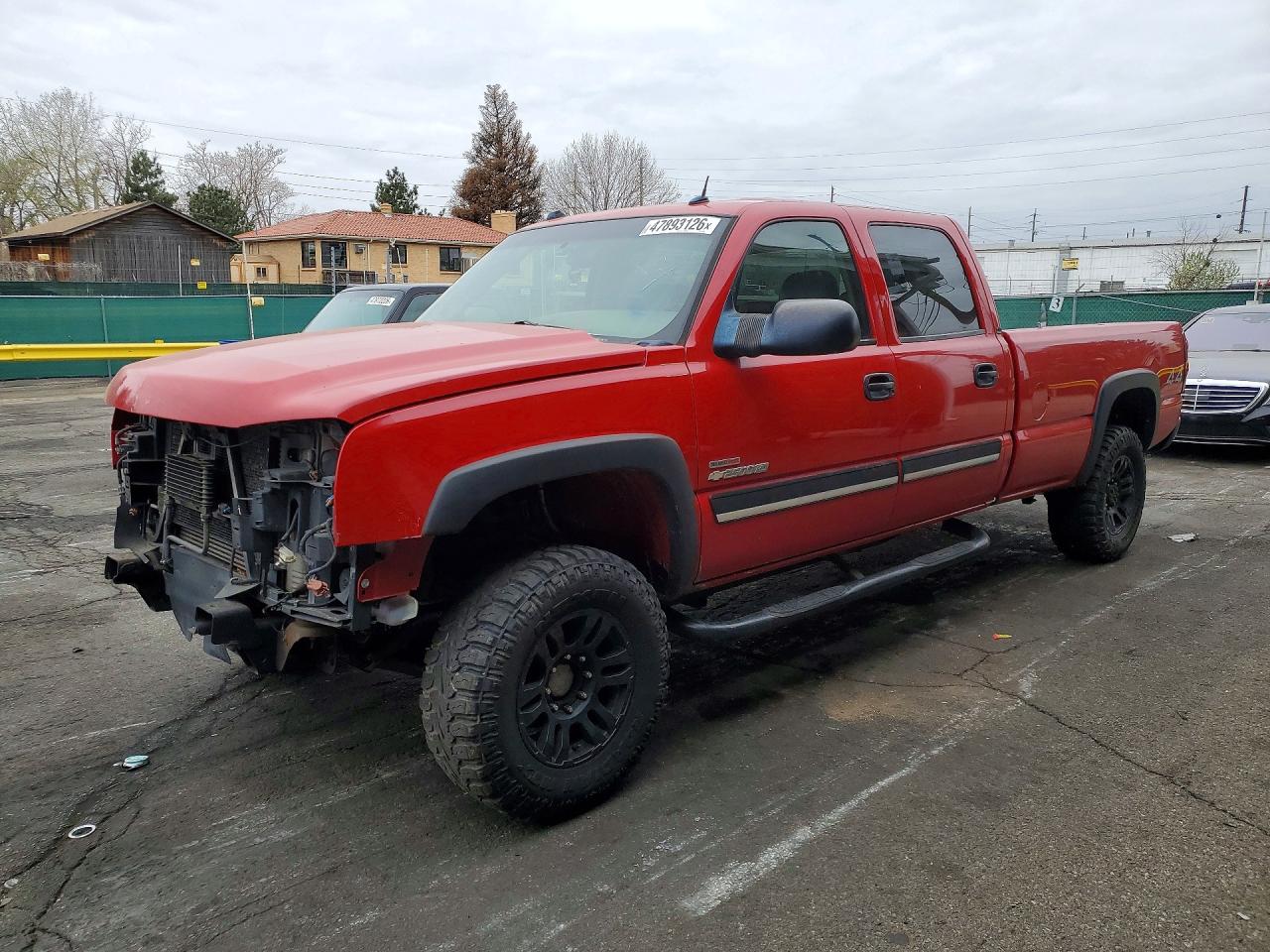 Salvage Chevrolet Silverado Image