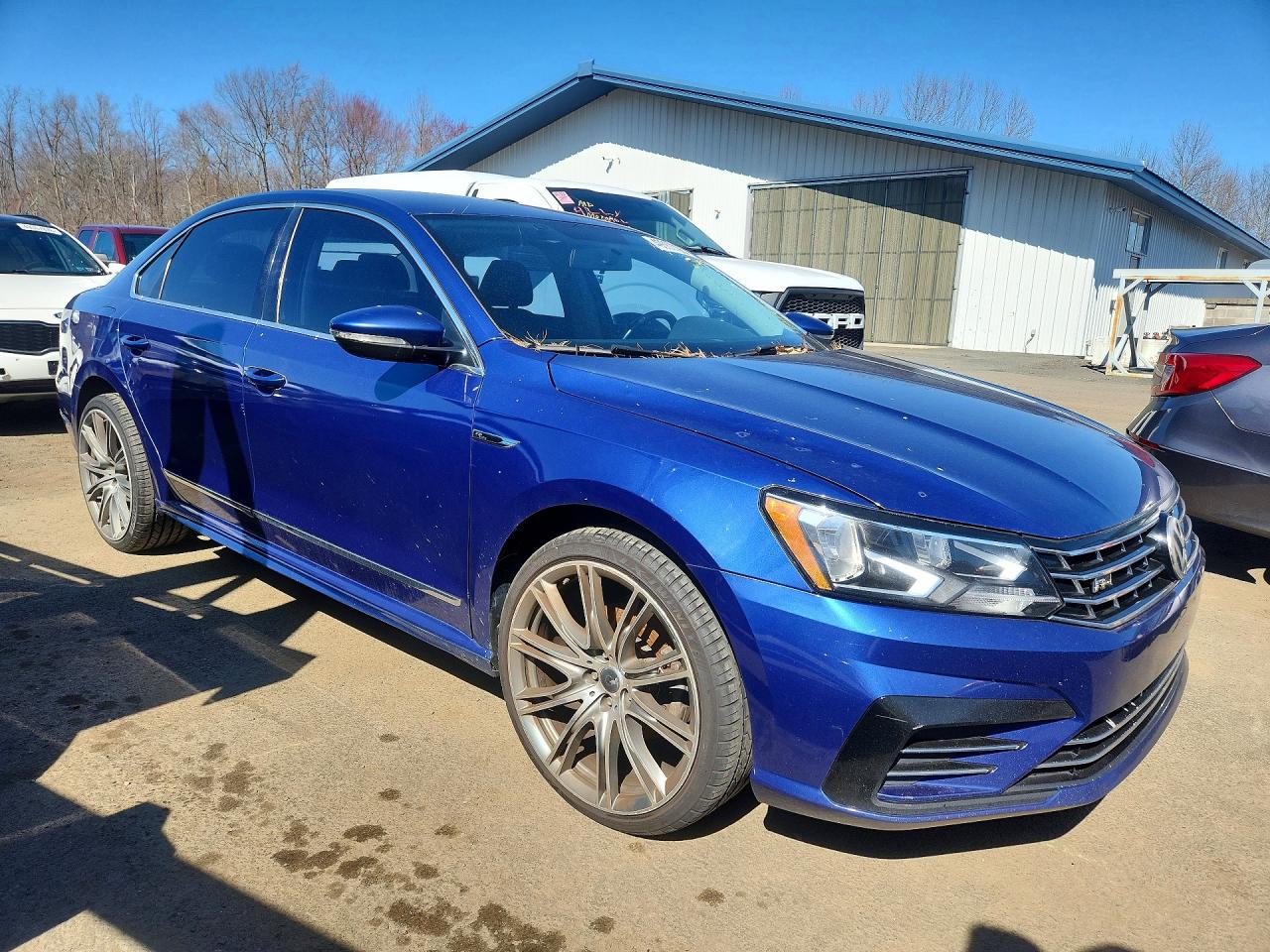 Volkswagen Passat R-line