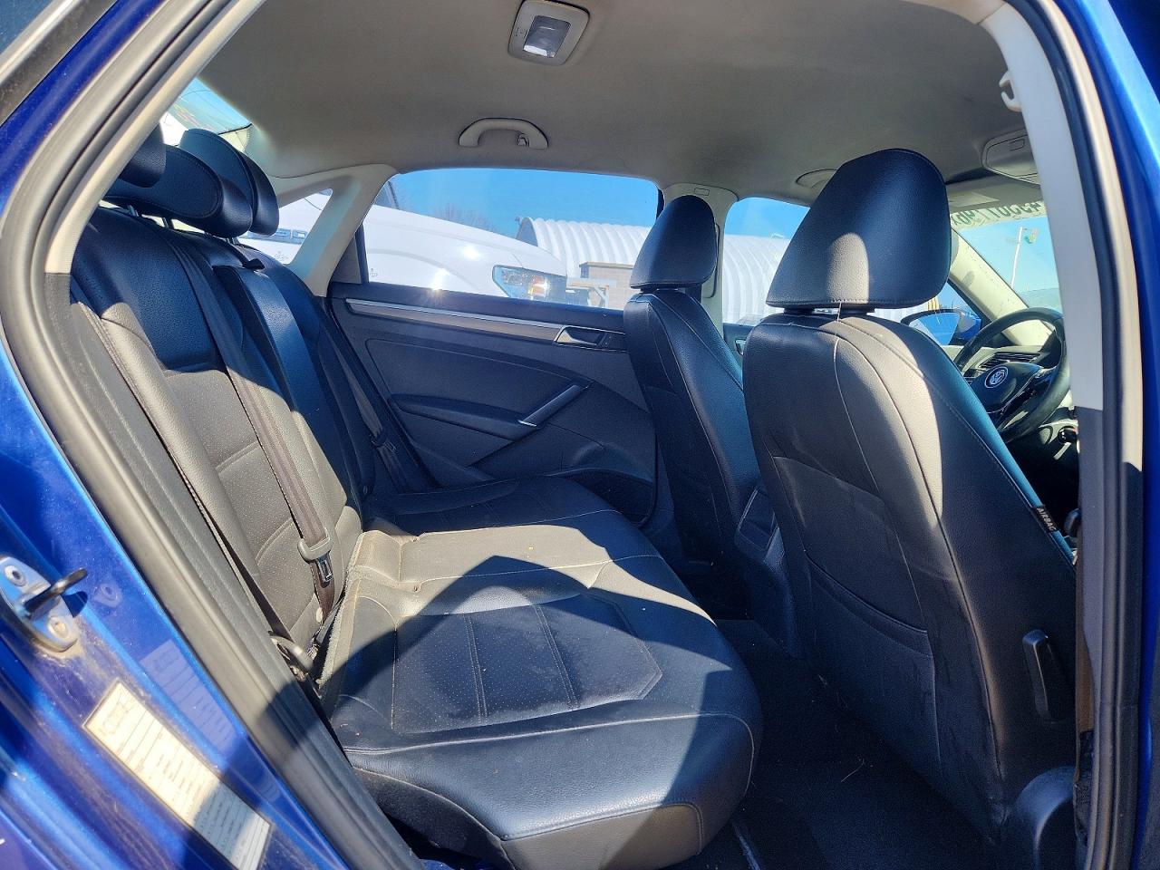 Volkswagen Passat R-line
