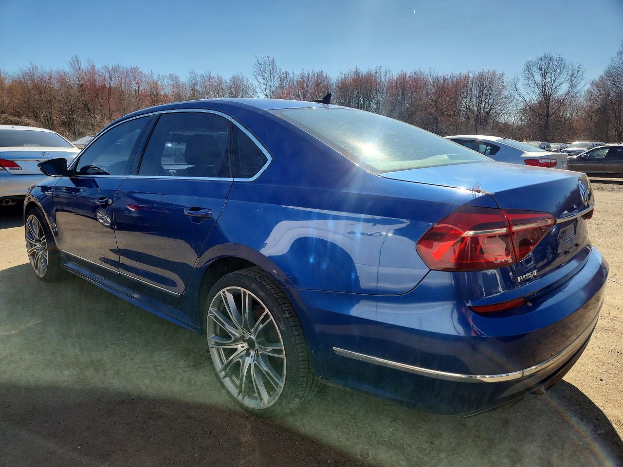 Volkswagen Passat R-line