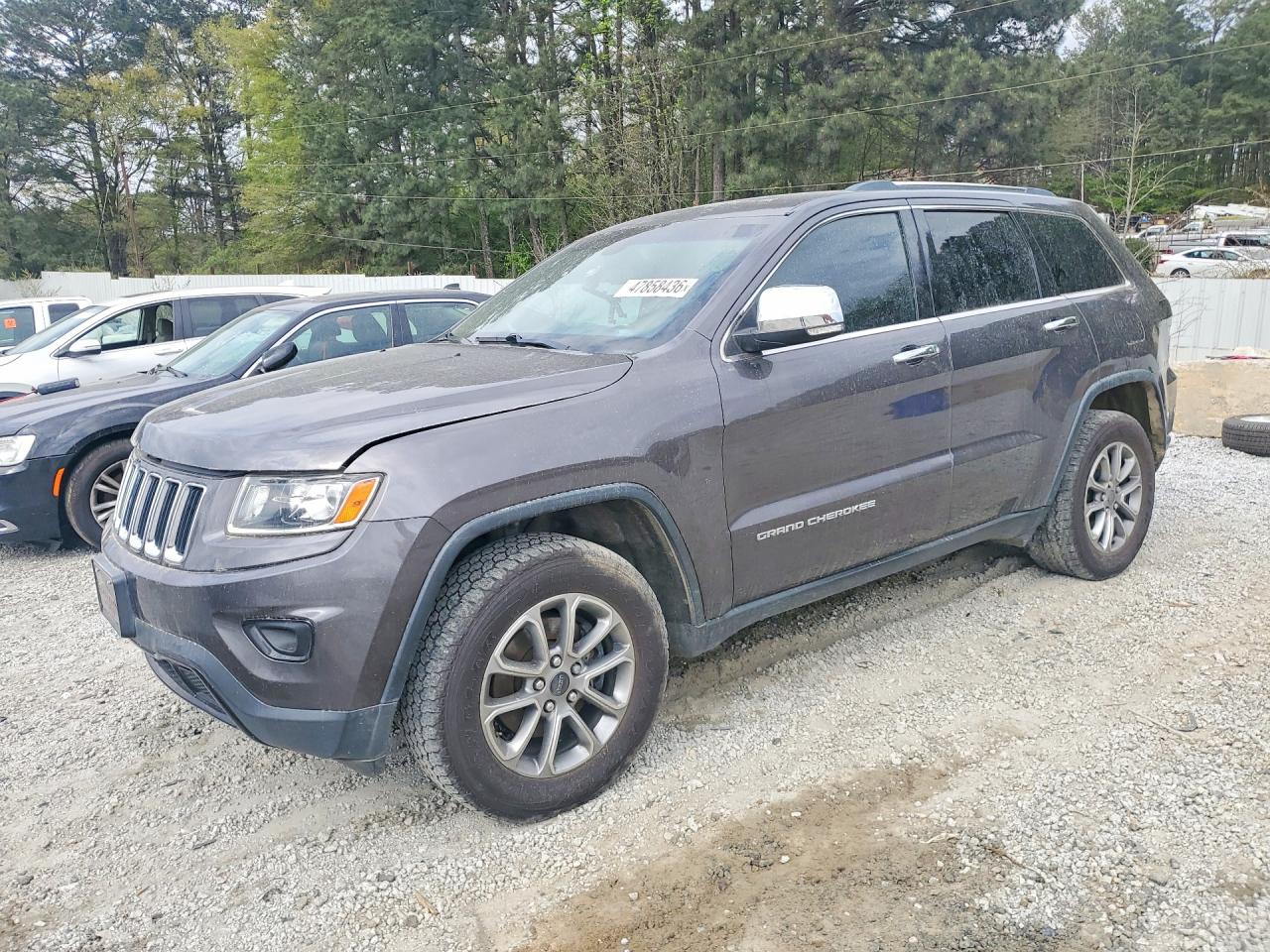 Salvage Jeep Cherokee Image