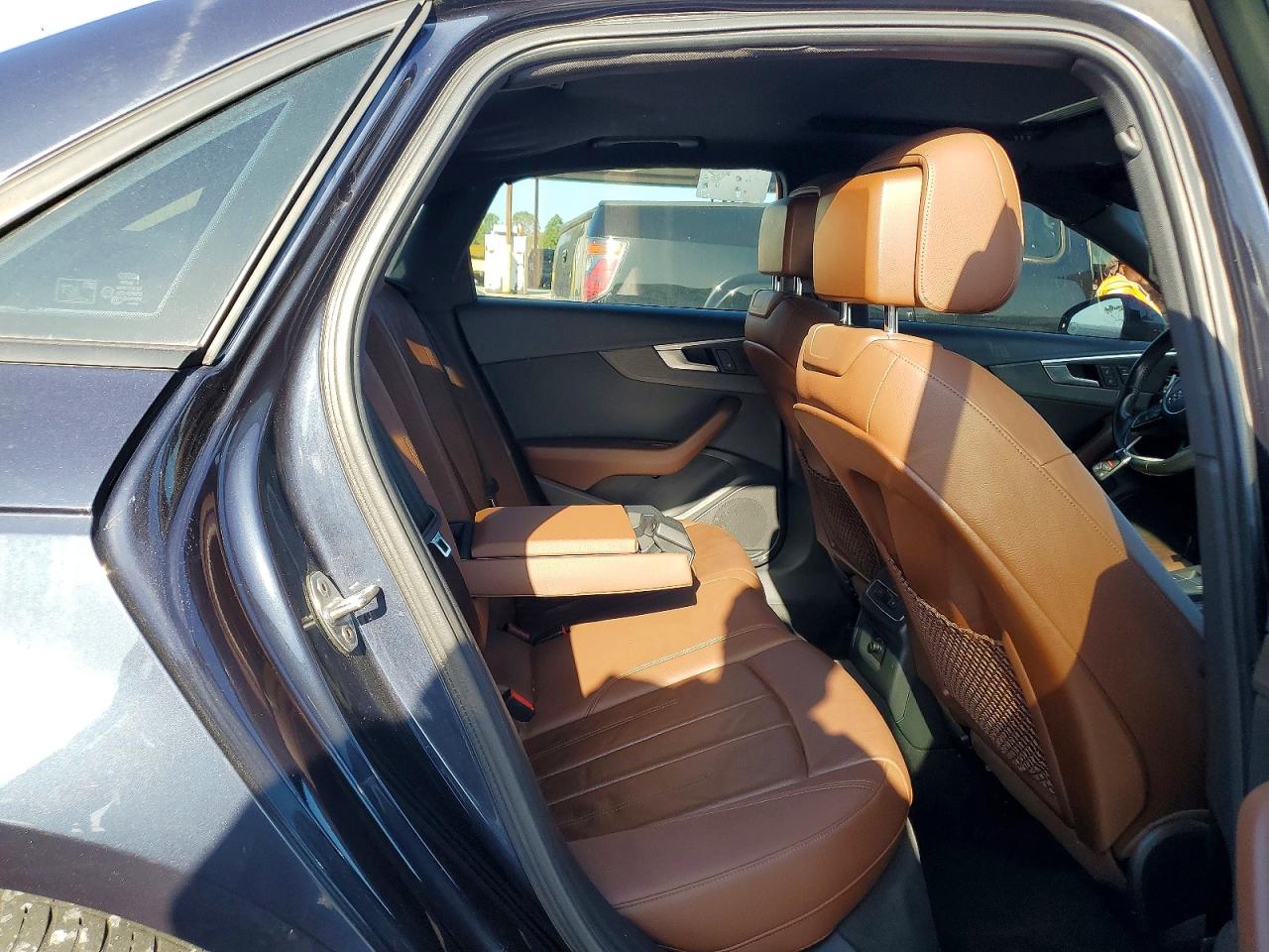 Audi A4 Premium