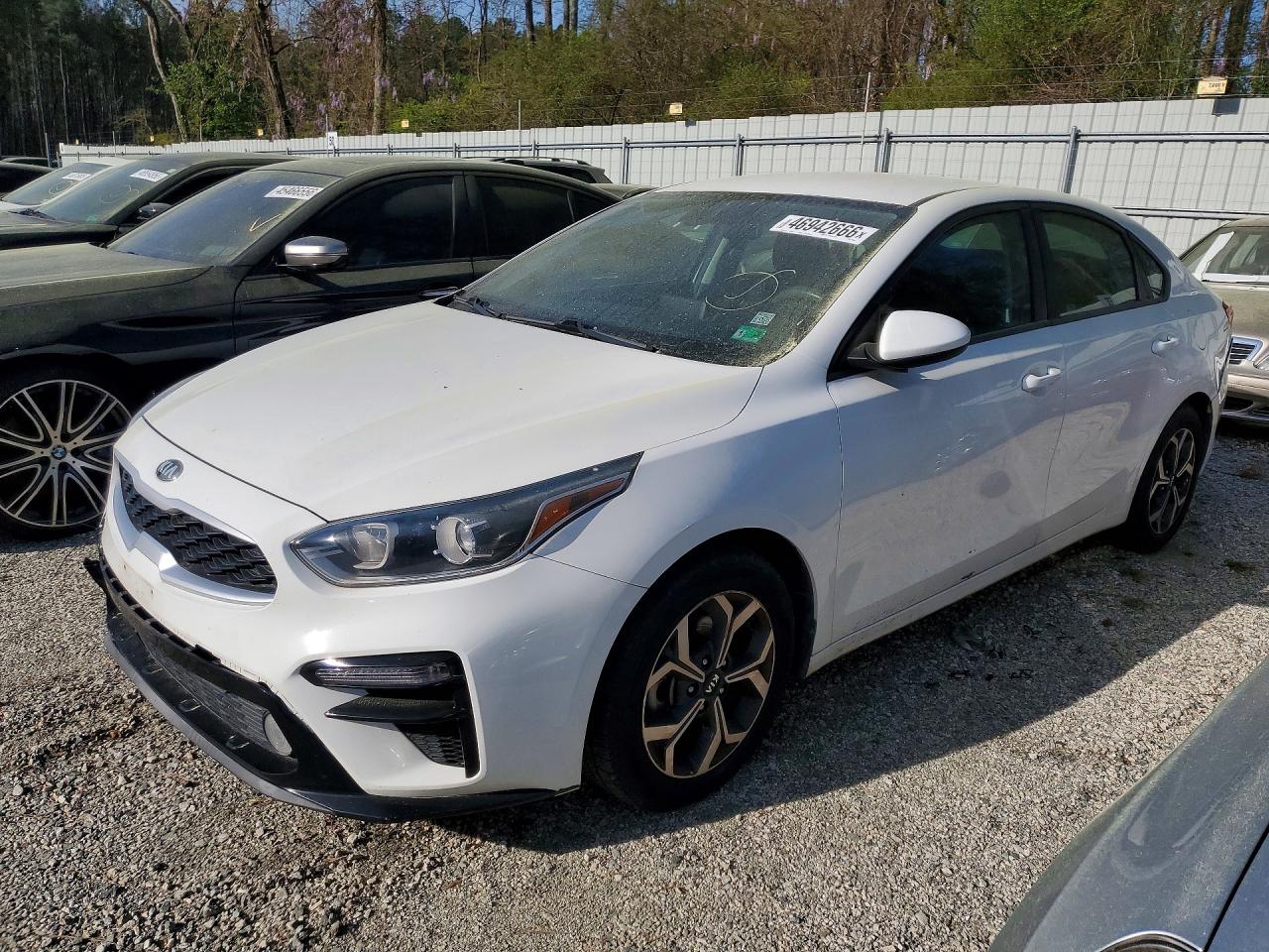 Salvage Kia Forte Image