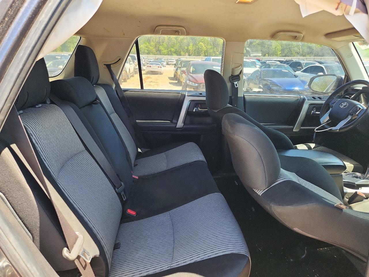 Toyota 4Runner Sr5